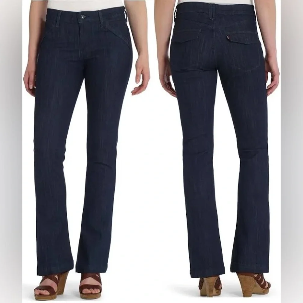 Levis Demi Curve Classic Rise Bootcut - Picture 11 of 16